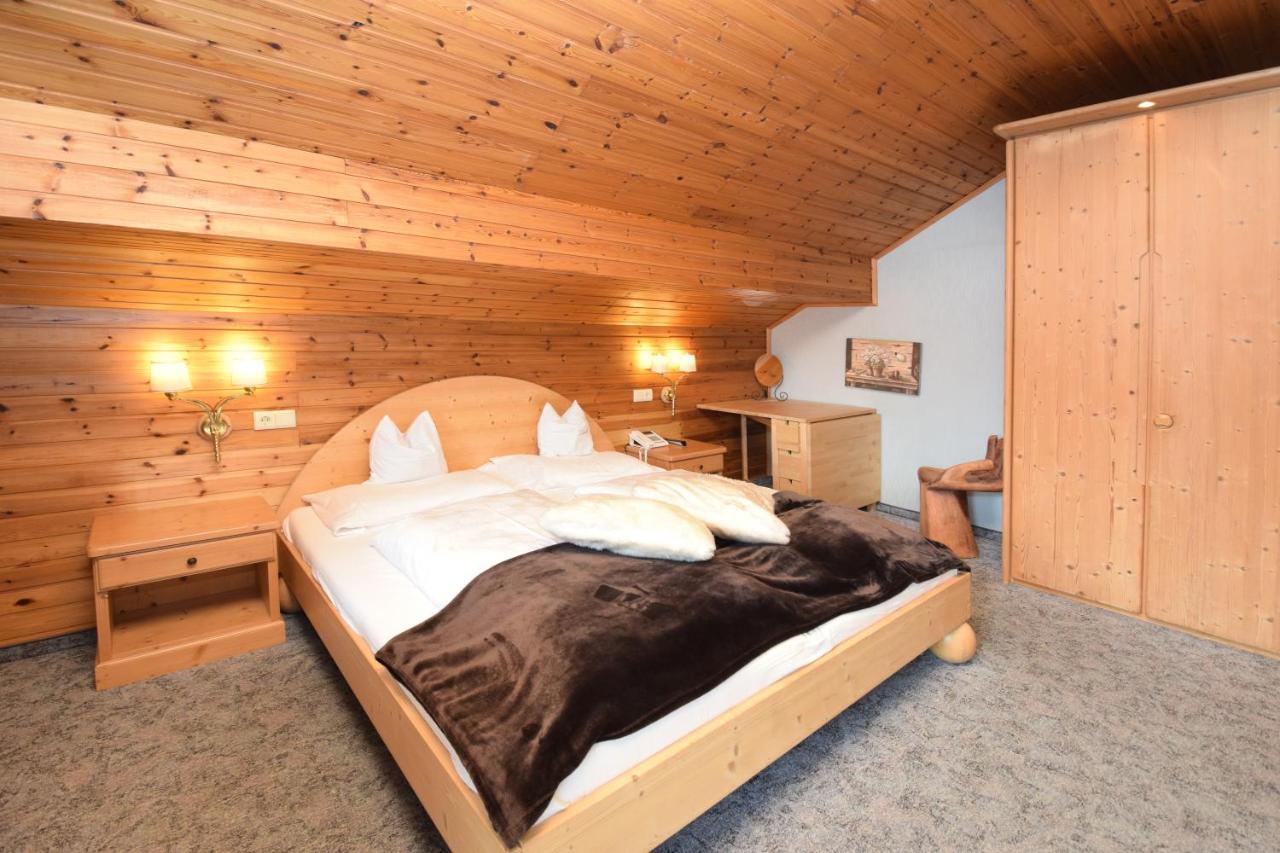 Hotel Chalet Olympia Monguelfo-Tesido / Welsberg-Taisten Eksteriør bilde
