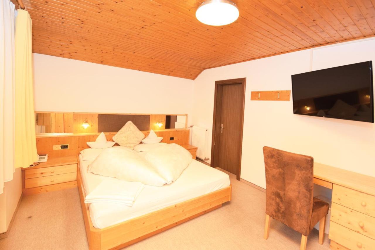Hotel Chalet Olympia Monguelfo-Tesido / Welsberg-Taisten Eksteriør bilde