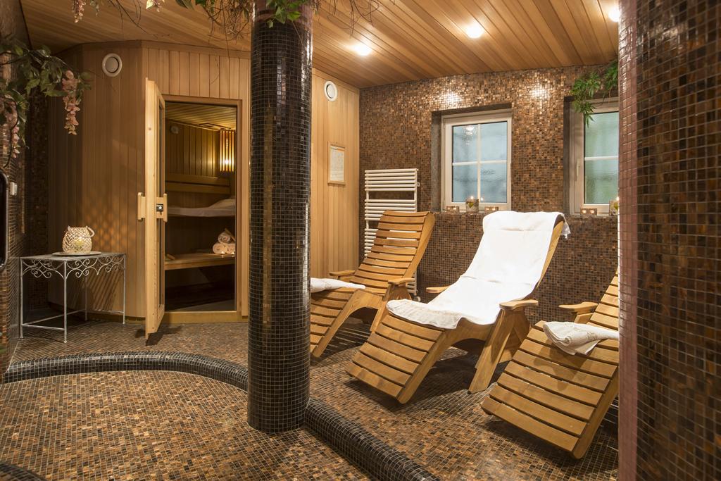 Hotel Chalet Olympia Monguelfo-Tesido / Welsberg-Taisten Eksteriør bilde